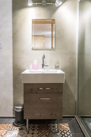 thumbnail: Bathroom sink