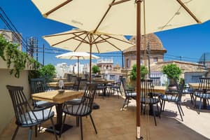 thumbnail: Terrace/patio