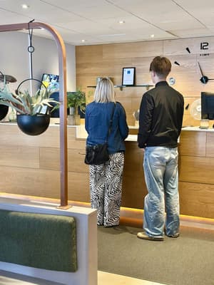 thumbnail: Reception hall