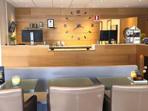 thumbnail: Reception hall
