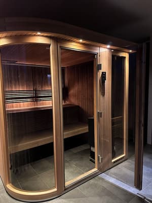 thumbnail: Sauna
