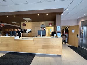 thumbnail: Reception hall