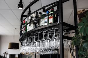 thumbnail: Bar (on property)