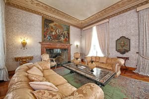 thumbnail: Interior