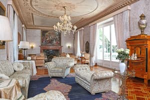 thumbnail: Interior