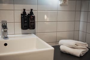 thumbnail: Bathroom