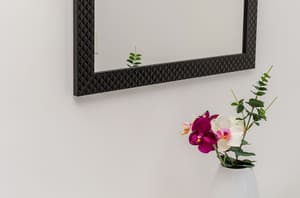 thumbnail: Interior detail