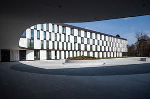 thumbnail: Exterior