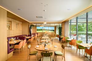 thumbnail: Restaurant