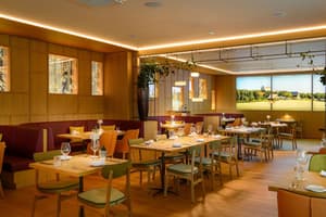 thumbnail: Restaurant