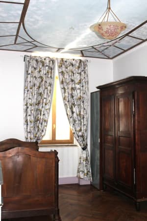 thumbnail: Interior
