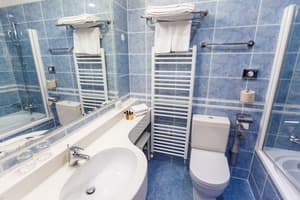 thumbnail: Bathroom