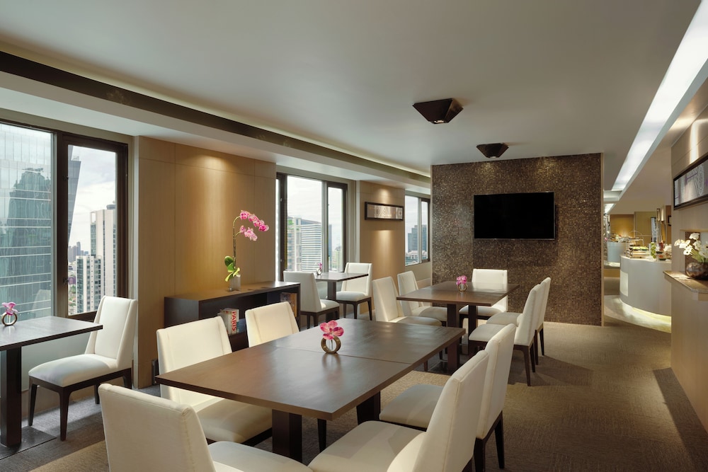 Executive lounge