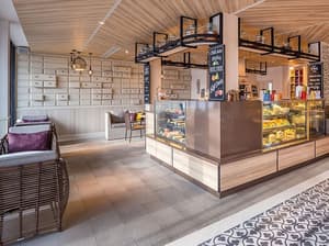 thumbnail: Cafe