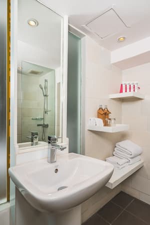 thumbnail: Bathroom