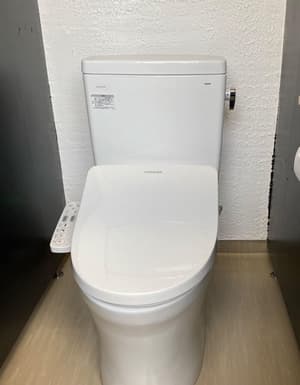 thumbnail: Shared bathroom