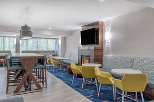 Hampton Inn New Philadelphia