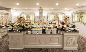 thumbnail: Breakfast buffet