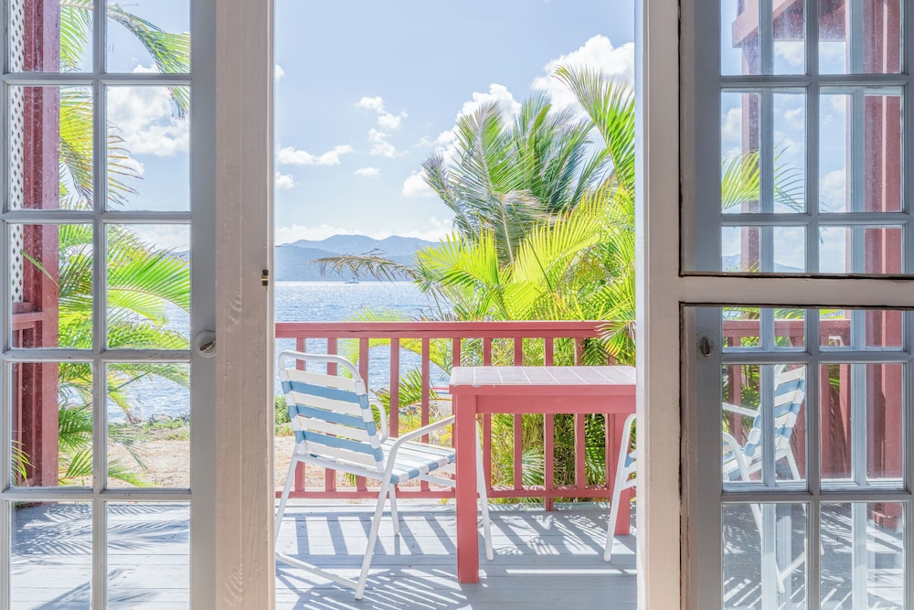 Beach/ocean view