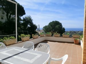thumbnail: Terrace/patio