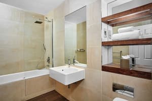 thumbnail: Bathroom