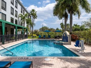 thumbnail: Pool