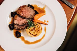 thumbnail: Restaurant