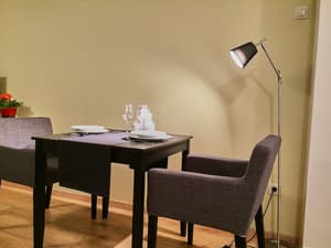 thumbnail: In-room dining