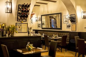 thumbnail: Restaurant