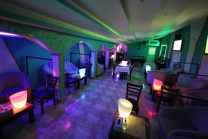 thumbnail: Nightclub