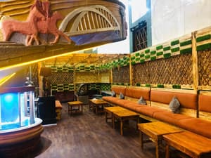 thumbnail: Bar (on property)
