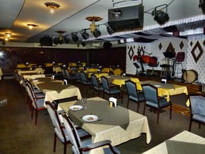 thumbnail: Restaurant