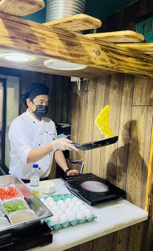 thumbnail: Restaurant