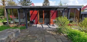 thumbnail: Exterior