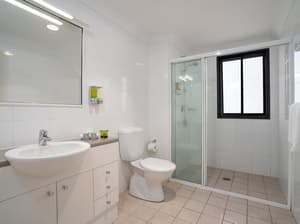 thumbnail: Bathroom amenities