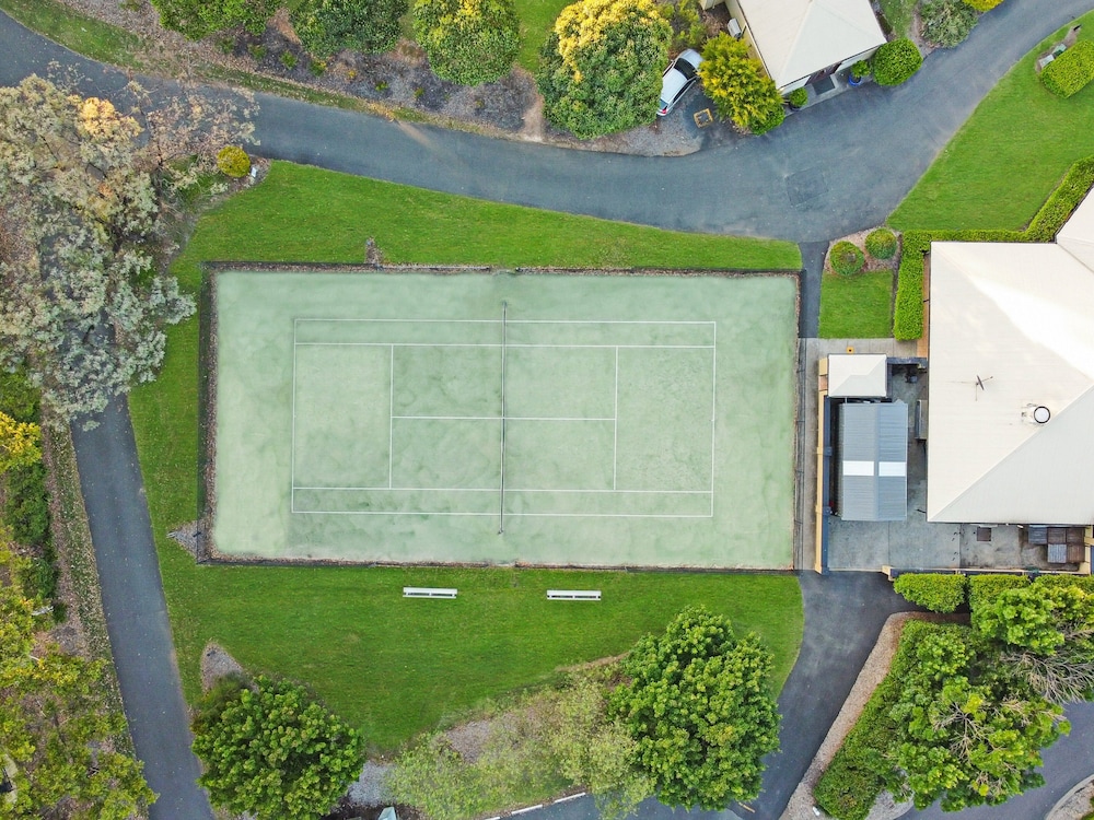 Tennis court