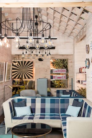 thumbnail: Interior