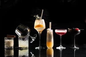 thumbnail: Bar (on property)