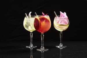 thumbnail: Bar (on property)