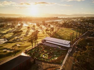 thumbnail: Golf