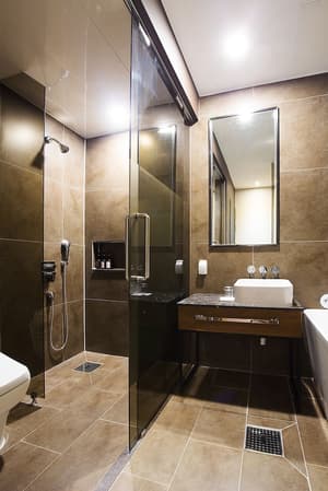 thumbnail: Bathroom