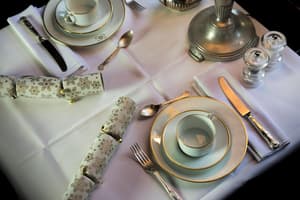 thumbnail: Restaurant