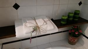 thumbnail: Bathroom amenities