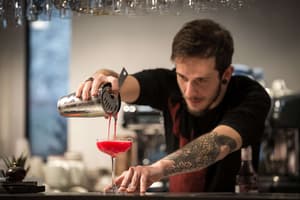 thumbnail: Bar (on property)