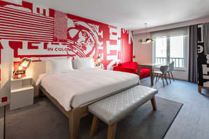 thumbnail: Room