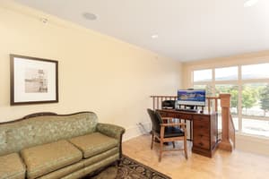 thumbnail: Interior