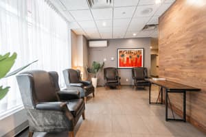 thumbnail: Lobby sitting area
