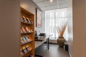 thumbnail: Business center