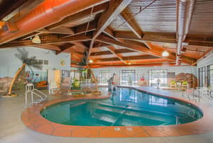 thumbnail: Pool
