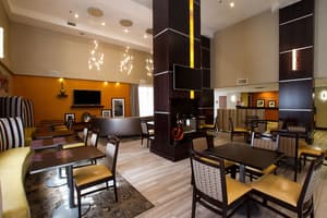 thumbnail: Restaurant